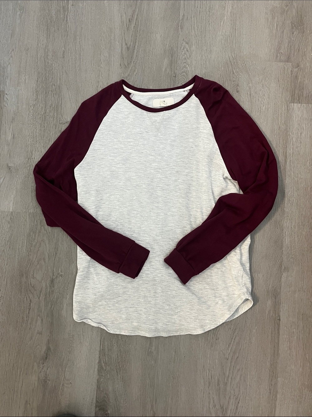 2 for 1 Thread & Supply Raglan Long Sleeve Tee in Light Gray and Burgundy